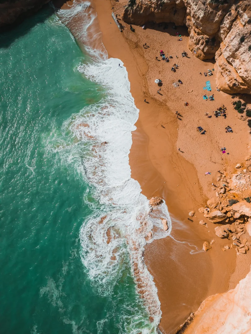 10 Najpiękniejszych Plaż w Europie, Które Musisz Odwiedzić