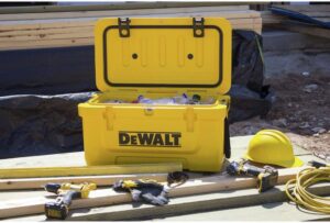 Dewalt DWST1-81333 Tough System: solidna chłodziarka turystyczna