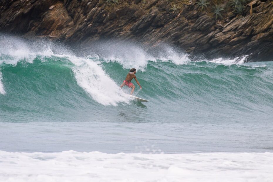 Surferski Przewodnik po Portugalii: Od Początkującego do Zaawansowanego