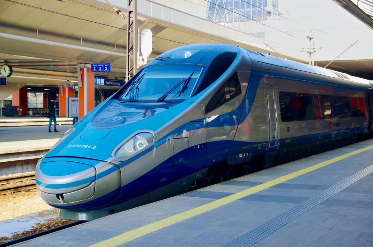 Pendolino w Polsce: Jak Nowoczesna Kolej Zmienia Podróże Między Miastami