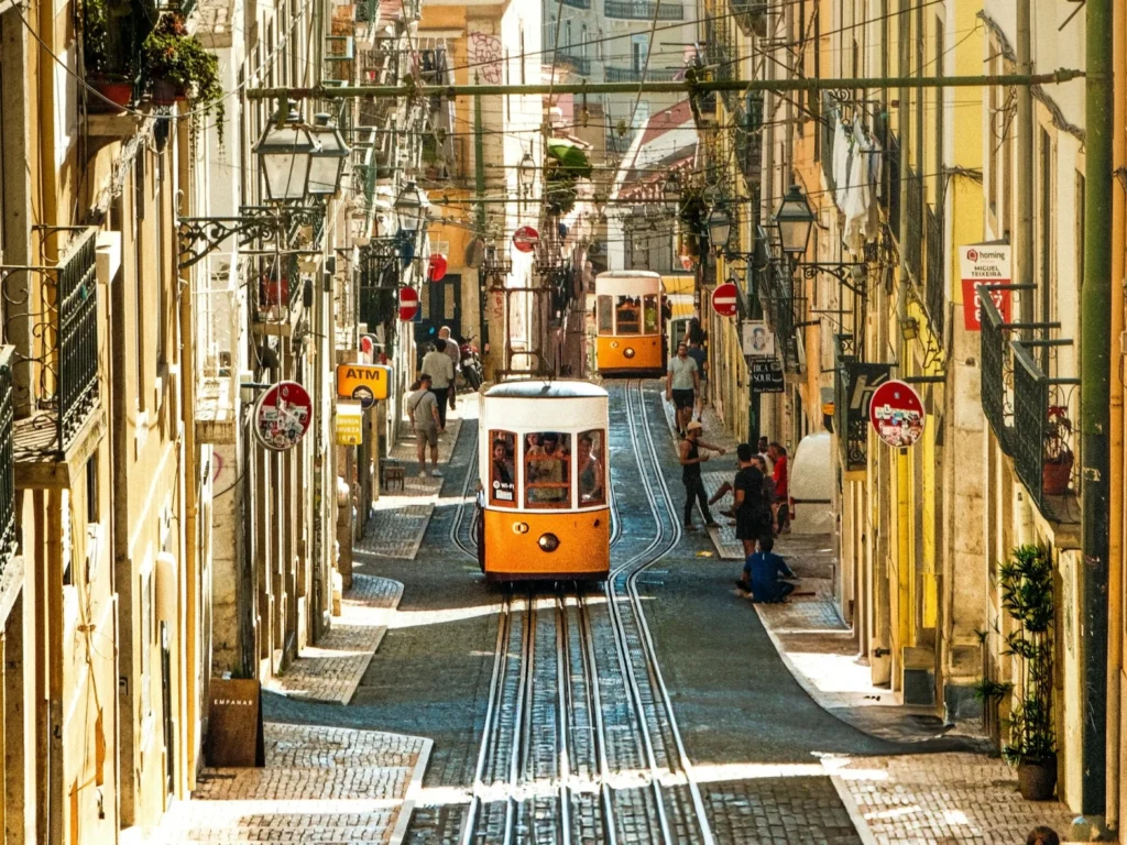 Lisbon Coastal Route: 10-Dniowa Podróż Wzdłuż Najpiękniejszych Plaż Portugalii