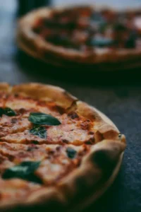 Najlepsza pizza w Krakowie – kompleksowy przewodnik gastronomiczny