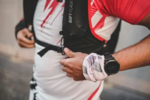 Wybór plecaka biegowego lub kamizelki na ultra trail