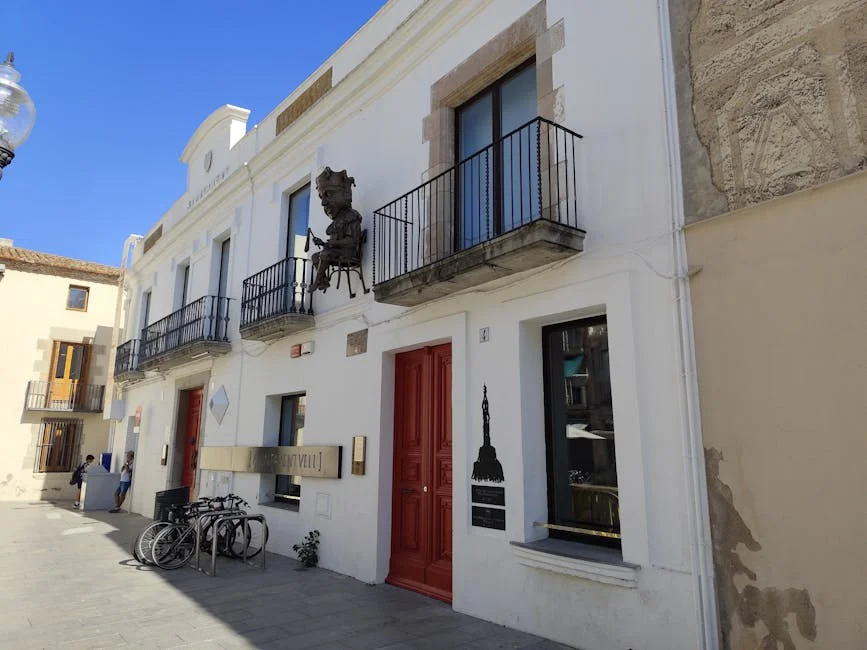 Calella: wakacje na Costa Brava — plaża, hotel i dojazd