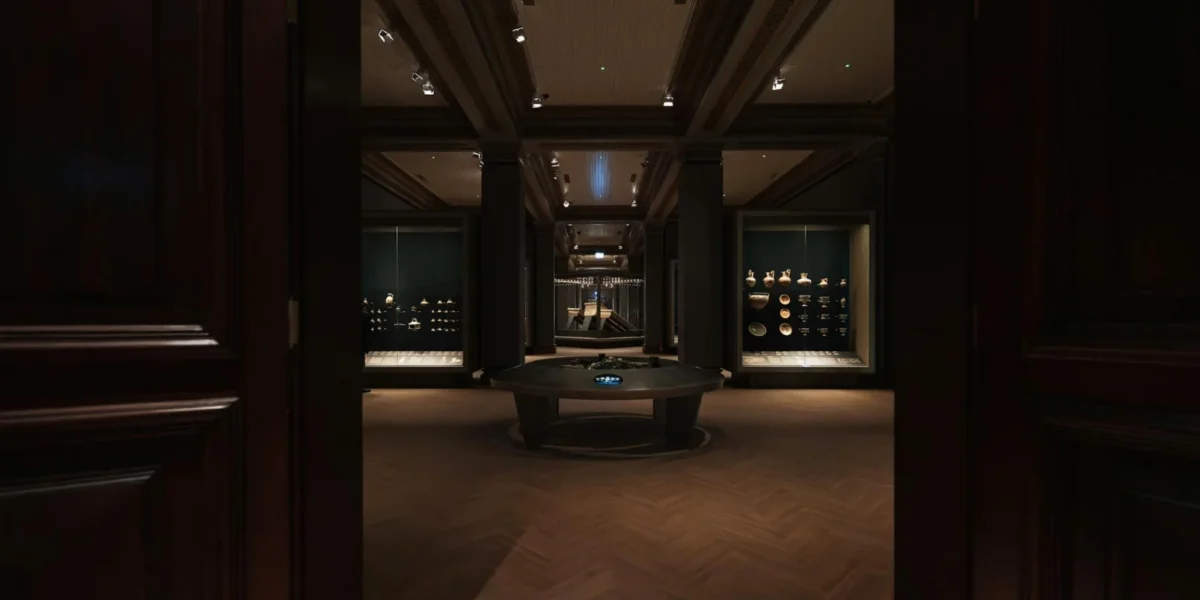 Explore the elegant interior of an Istanbul museum showcasing art and artifacts.